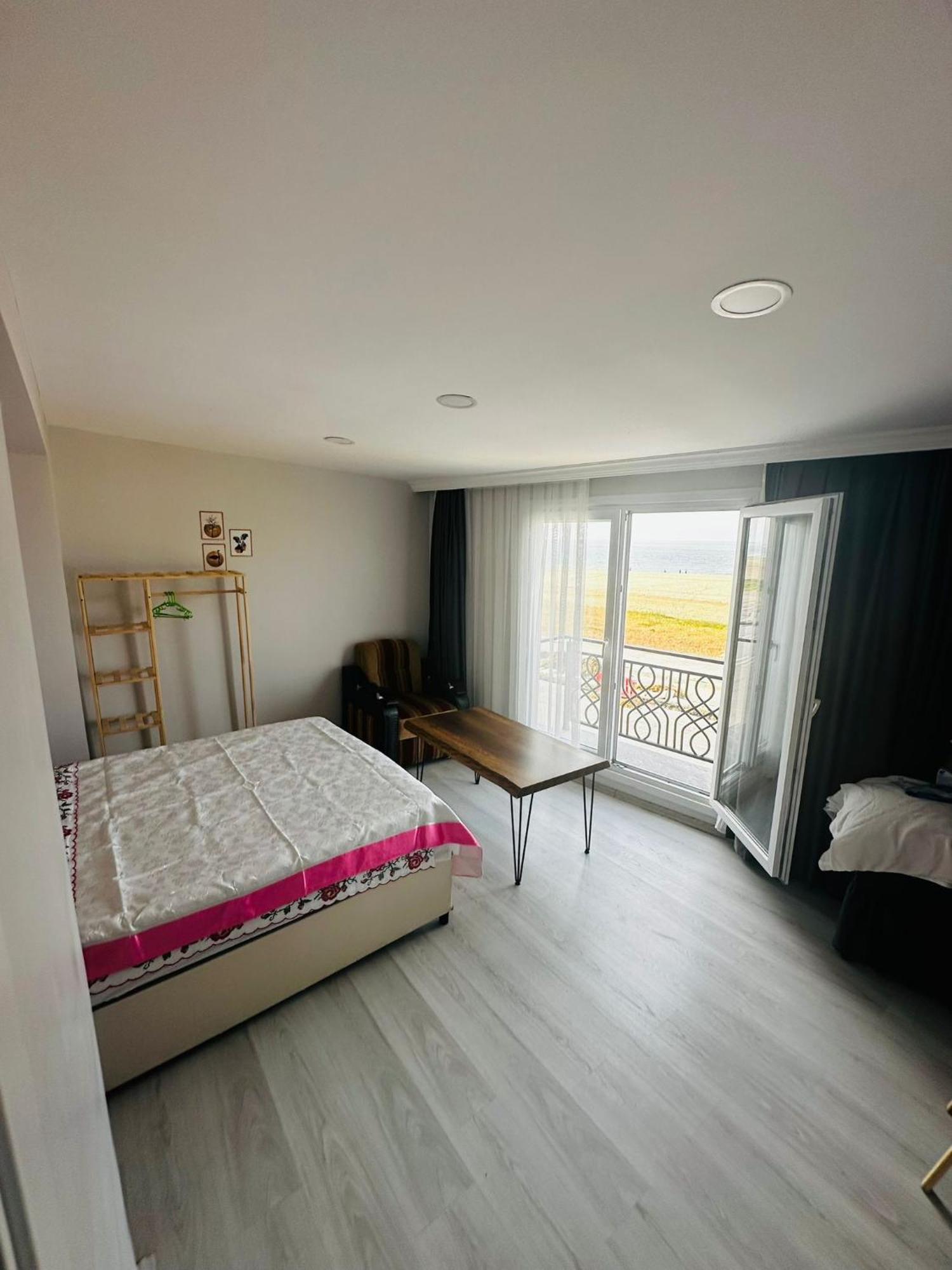 Airport Black Sea Hotel & Restaurant Arnavutkoy Экстерьер фото